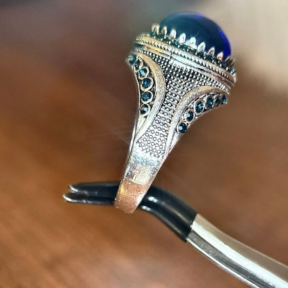 Oval Shaped‎ Blue Stone Ring